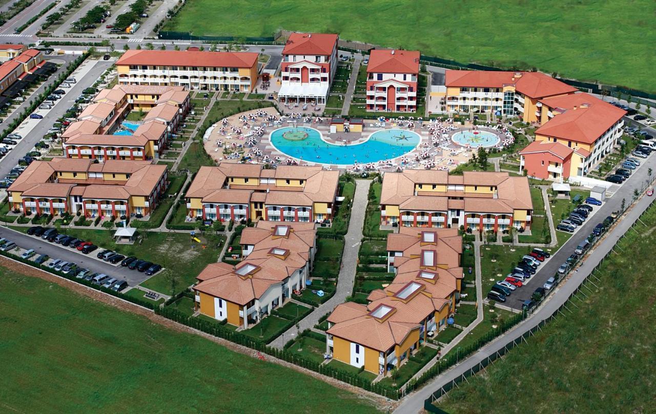 Pini Village Lido Altanea Caorle Luaran gambar