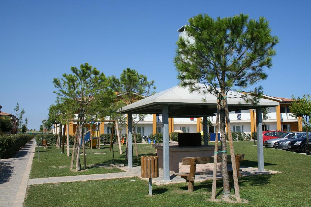 Pini Village Lido Altanea Caorle Luaran gambar